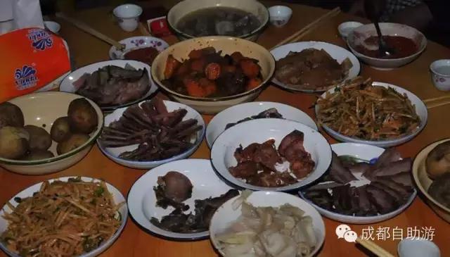 成都周边半小时车程左右看秋景,离成都200公里内景区