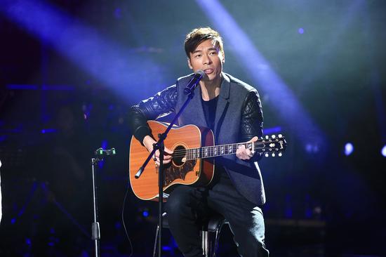 吉他如何把节奏舒服的带去弹唱,怎么才能够快速学会吉他弹唱节奏