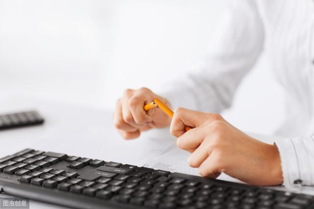 重生千禧年小说,小说重回千禧年做学霸