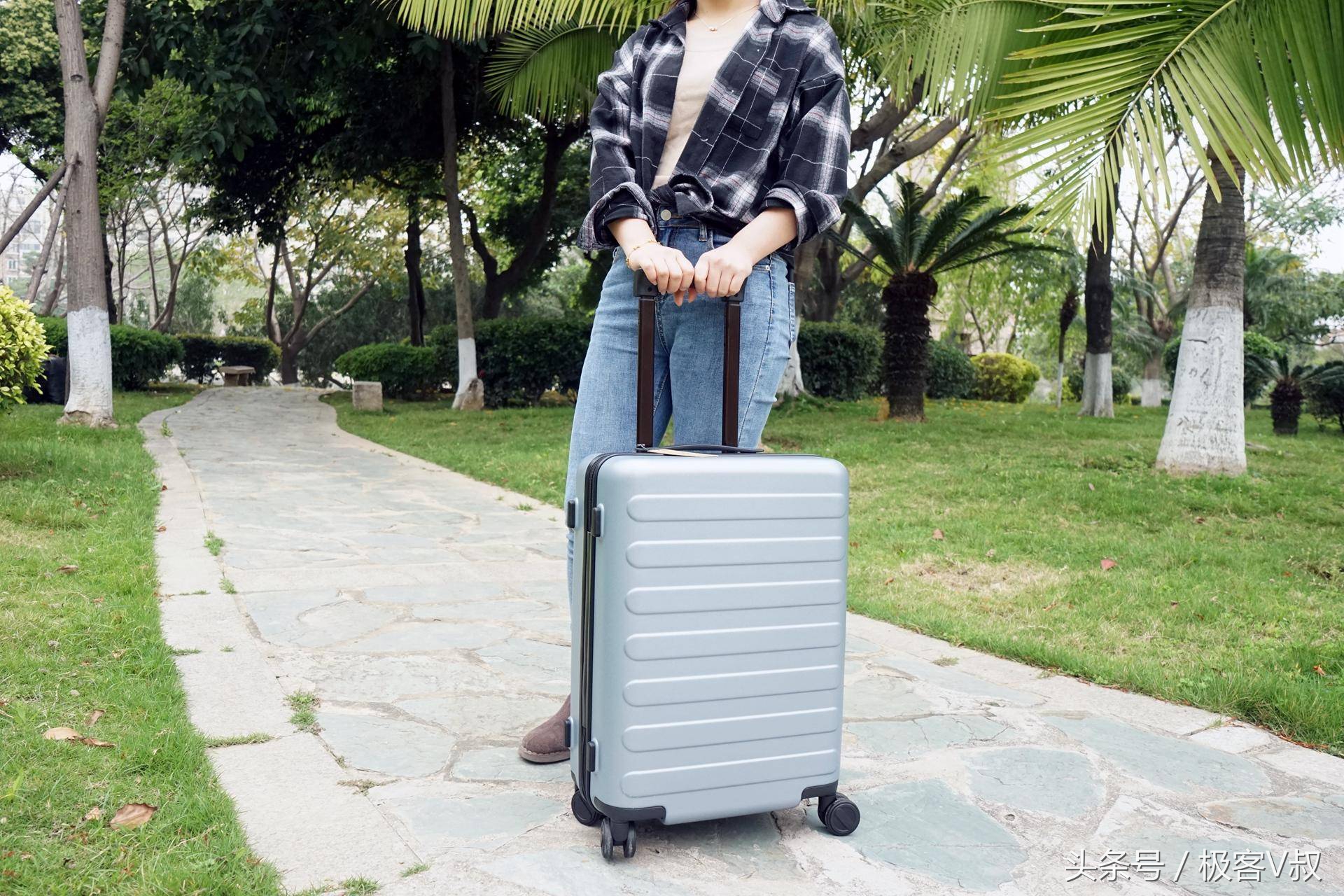 90分七道杠旅行箱扩容版,90分七道杠旅行箱哪个颜色好看