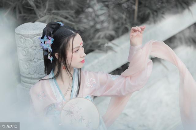 嫔妃被皇上受鞭刑,嫔妃被皇上惩罚