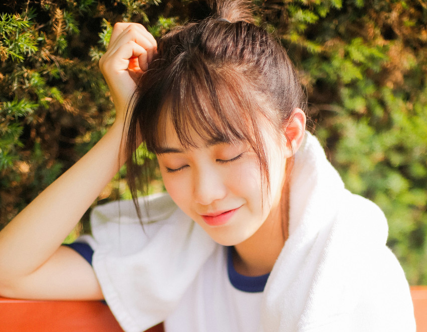 小说：鬼王被关押冥界，因不服擅自跑到凡间，让一个凡人怀上鬼胎