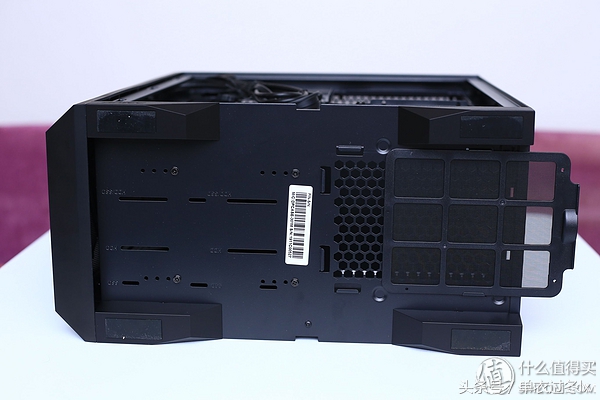 安钛克暗黑系列机箱装机教程,安钛克机箱散热怎么样