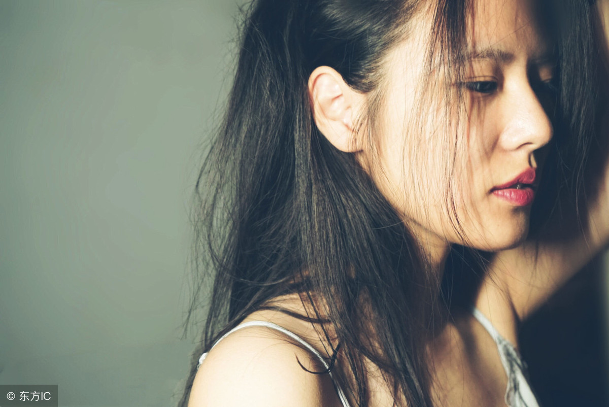 小说：山上闹野猪，田全被糟蹋了，小伙组织村里出发捕猎野猪群