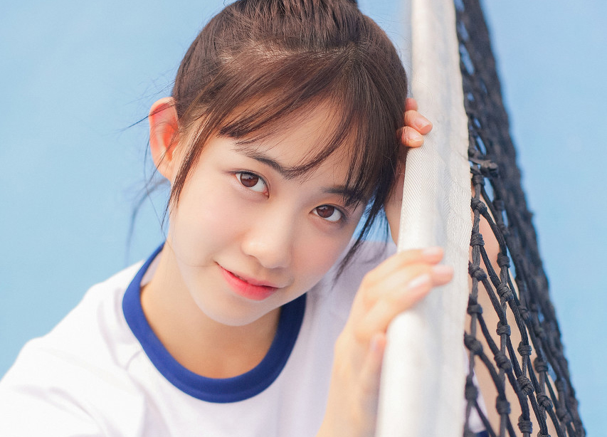 小说：身为豪门总裁，他竟对美女没有兴趣，众人都惊呆了