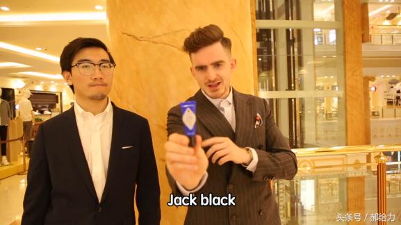 中国学生经历了外国穿搭改造之后，变化不可思议！【给力改造】