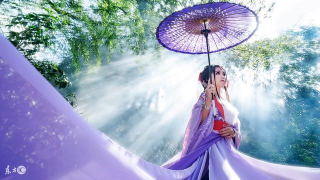 小说皇后娘娘向来有仇必报,小说《有仇必报》