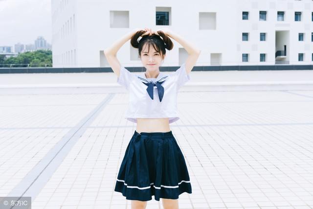 小说：她上山采药救了受重伤的他，得知是位大佬，还要跟她抢地皮