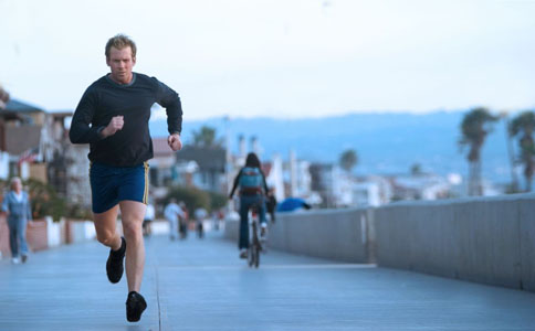 喝啤酒对跑步有影响吗,啤酒能提高代谢减肥吗