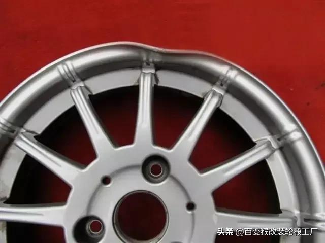 拉丝轮毂怎么修复能够自己修复吗,轮毂损伤了能够修复吗