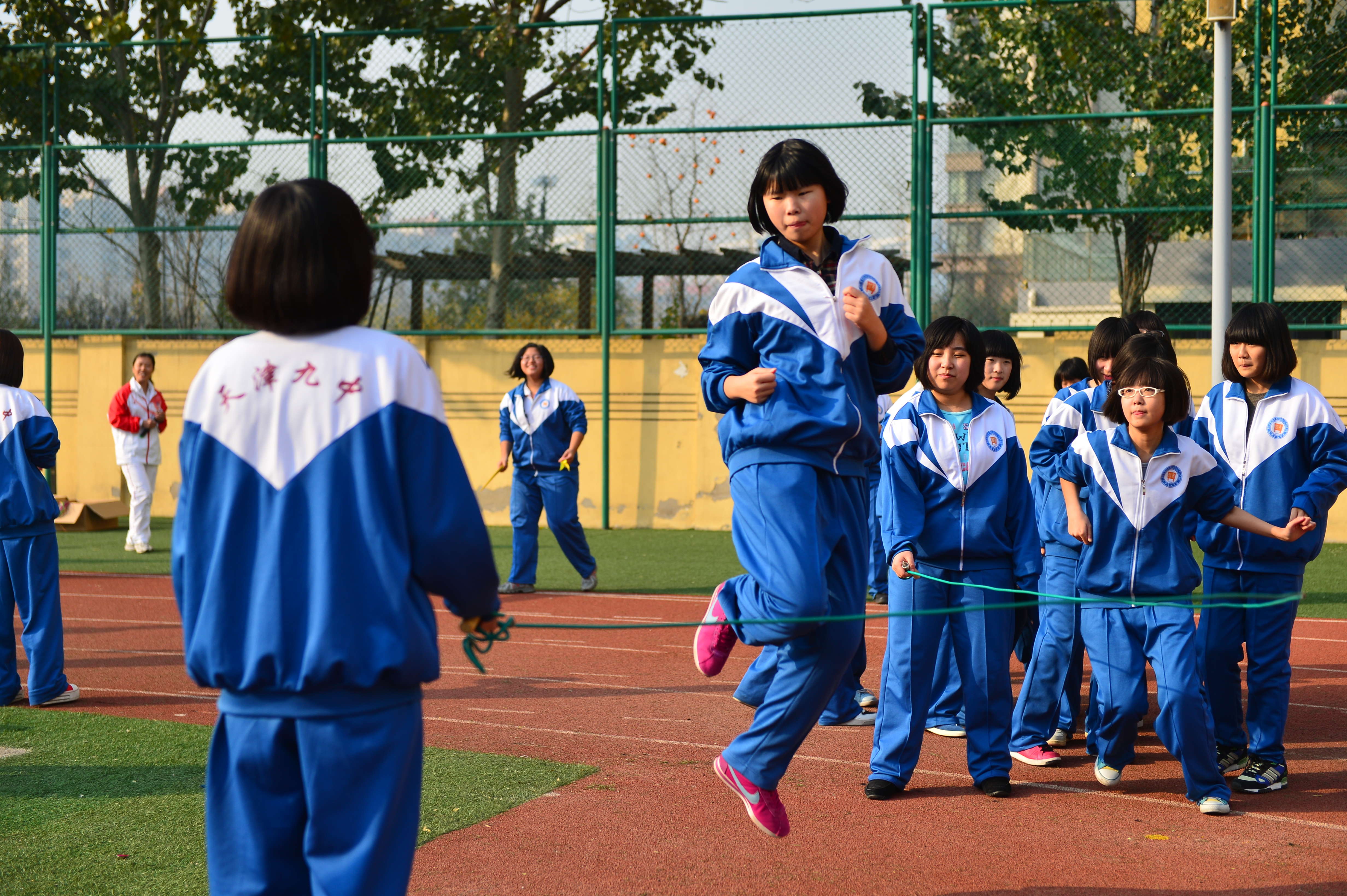 中考填报志愿选专业,中考志愿填报未录取能够报高中吗