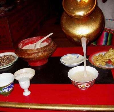 拉萨美食排行榜前十名,拉萨旅游美食攻略大全