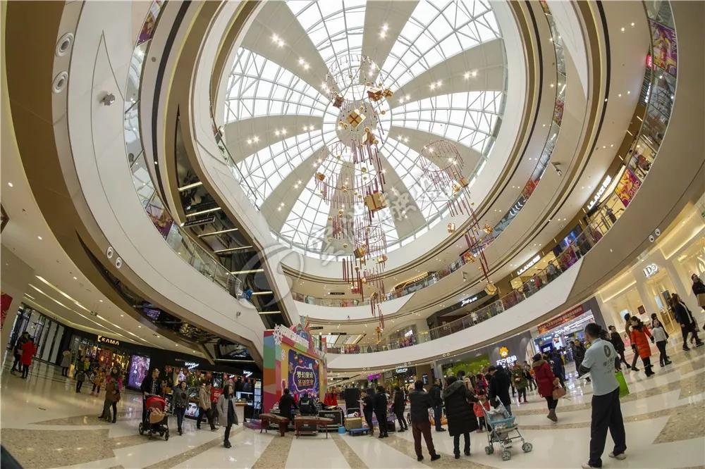 赛场上“血拼”，赛场外双流这些地方等你来shopping……