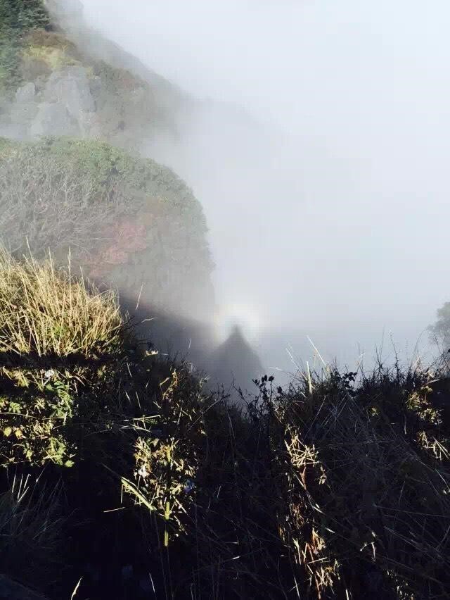 峨眉山登顶佛像,峨眉山登顶记完全版