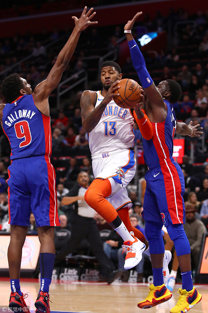 NBA今日球鞋精选：新配色UACurry5来了！库里穿它致敬老爹