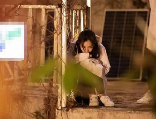 突然发现老公欠了一大笔钱,老公背着我欠了40万网贷我崩溃了