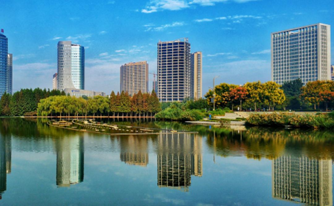 济宁和曲阜哪个发展前景好,向东还是向西会有答案么