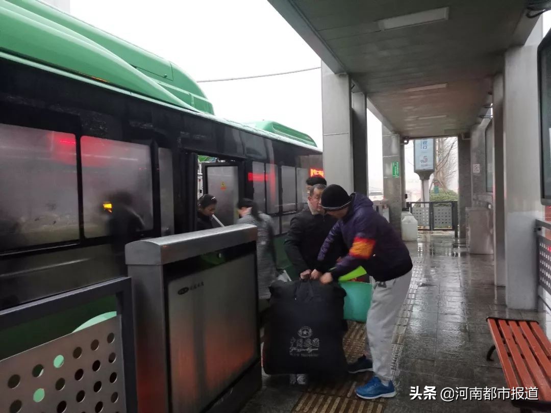 冷空气下雪来袭,冷空气下雪最新消息