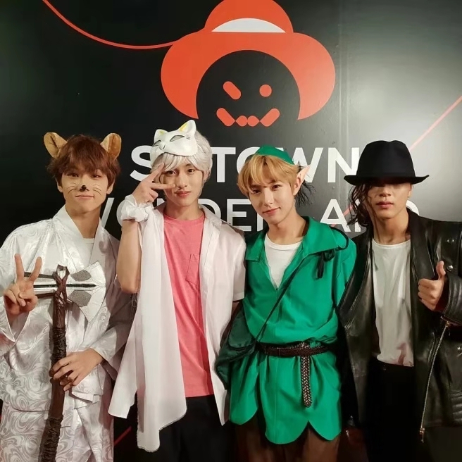 sm家族万圣节party,sm娱乐公司万圣节派对