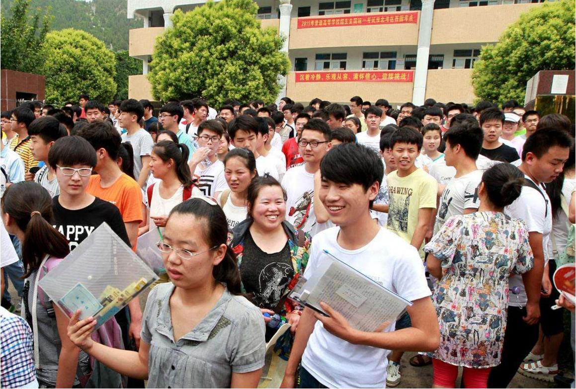 高中学生“好消息”，这4类学生无需参加高考，可直接上大学