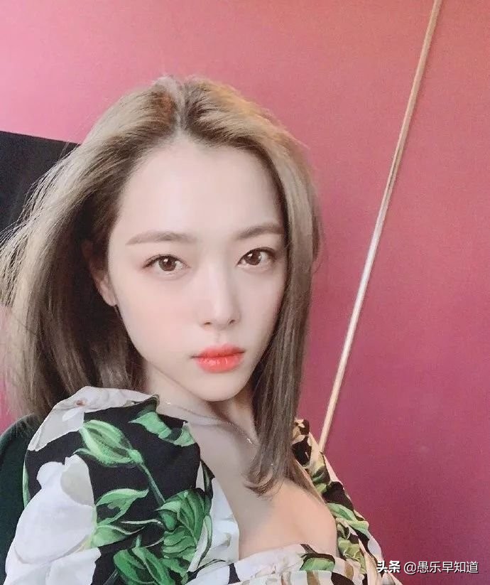 又一个乔任梁！韩国女星雪莉家中上吊自杀，生前患严重抑郁症