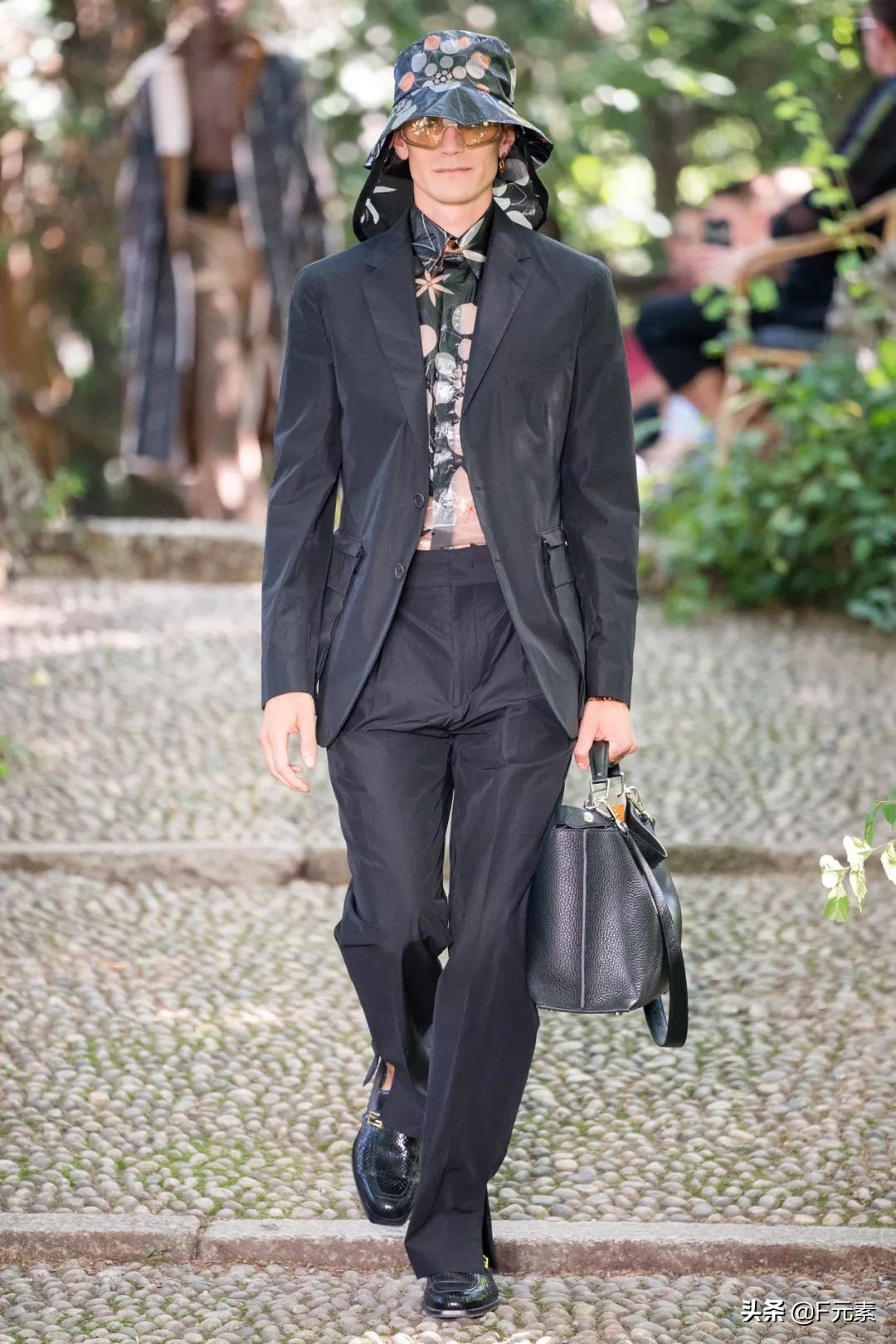 fendi2018春夏男装设计,fendi男装2022春夏裤子