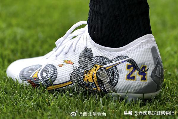 国足李铁训练,王大雷最新足球训练