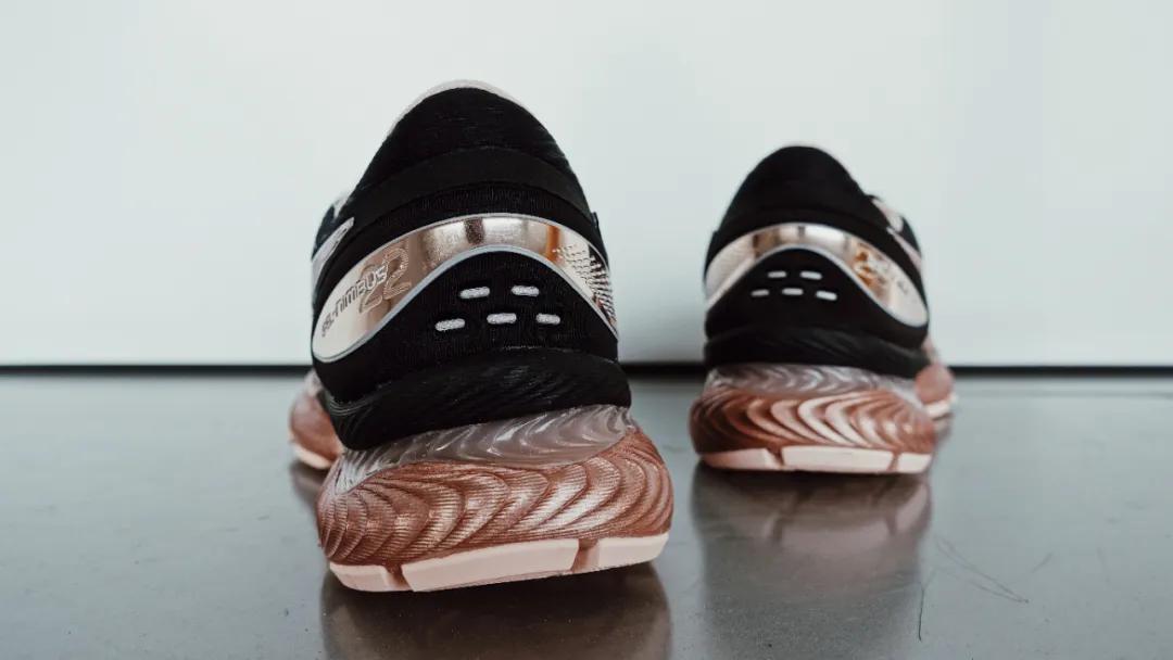 asics亚瑟士跑鞋怎么选,asics亚瑟士四代