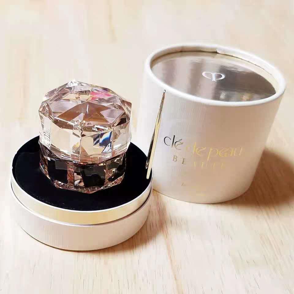 又好用又不贵的30岁以上的面霜,日本matlee蜜梨六胜肽面霜