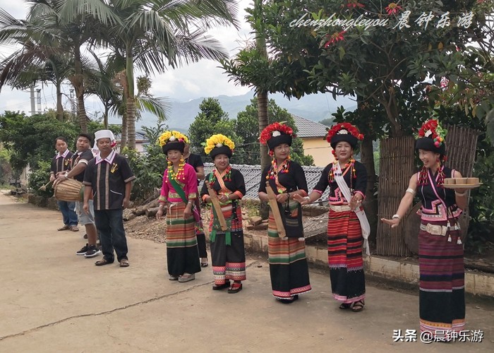 布朗弹唱情歌对唱,布朗弹唱