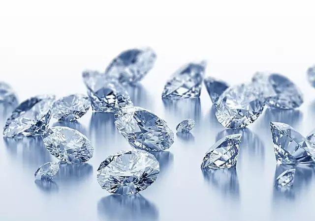 量子膜钻石70s如何辨别真伪,钻石真伪如何辨别