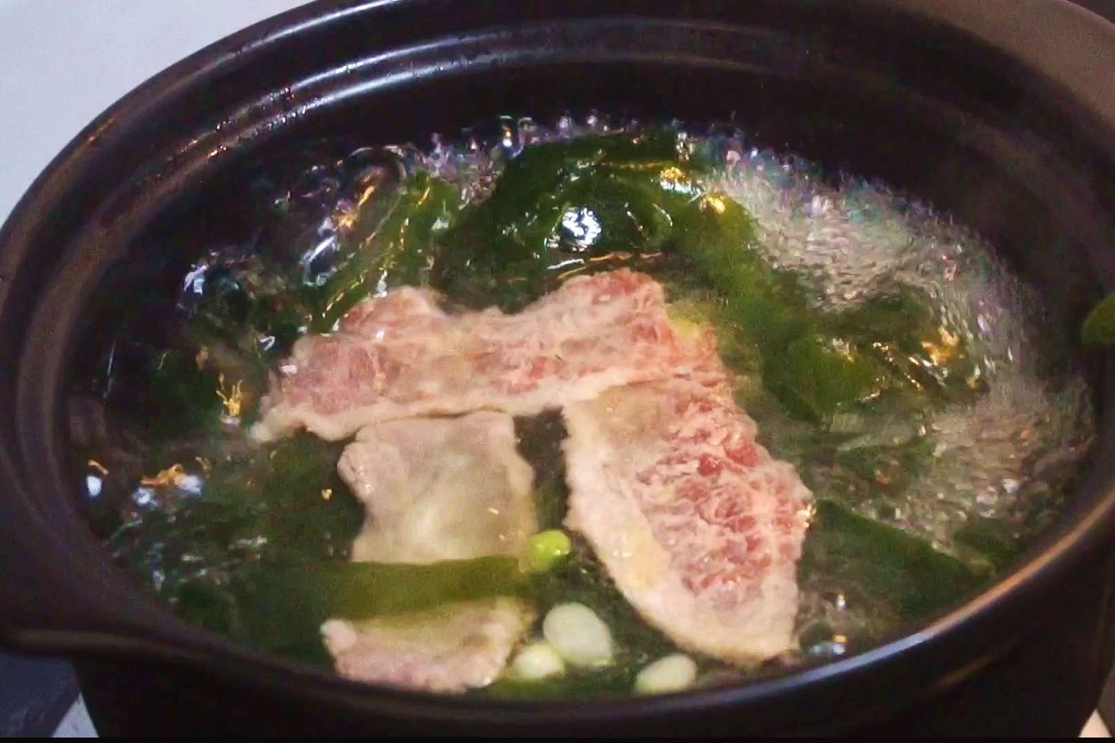 和30年保姆学的牛肉汤做法，软嫩鲜美，2分钟出锅，孩子特爱喝
