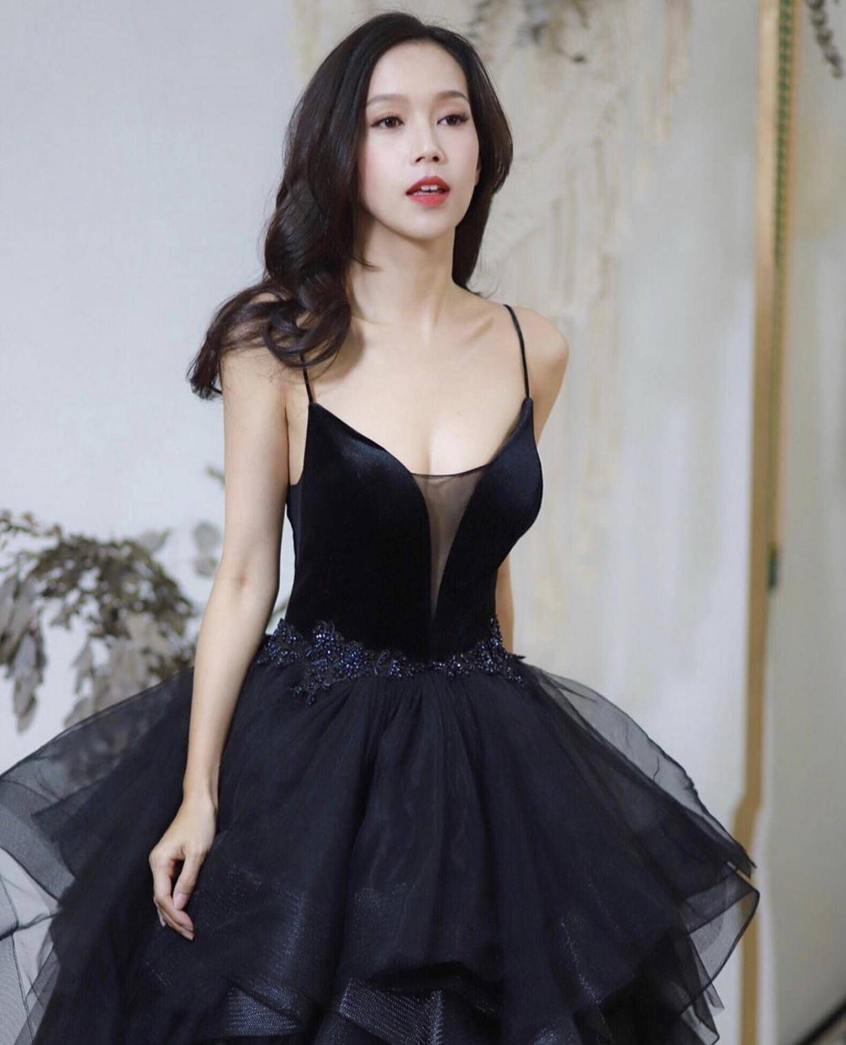 34岁tvb资深女星,42岁的tvb女星