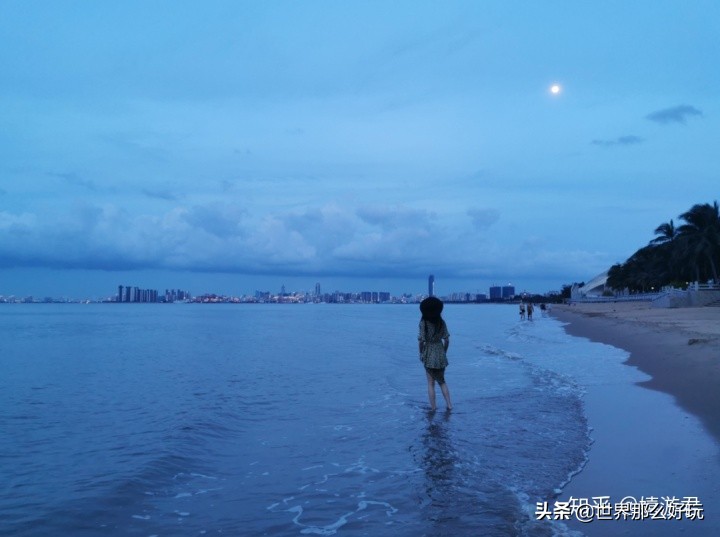 海口一个人合适去哪玩,海口比较合适一个人待的地方