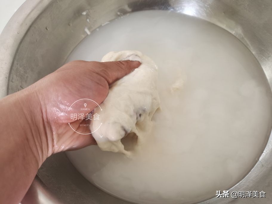 水碱馒头或开花馒头做法,怎样蒸开花大碱馒头