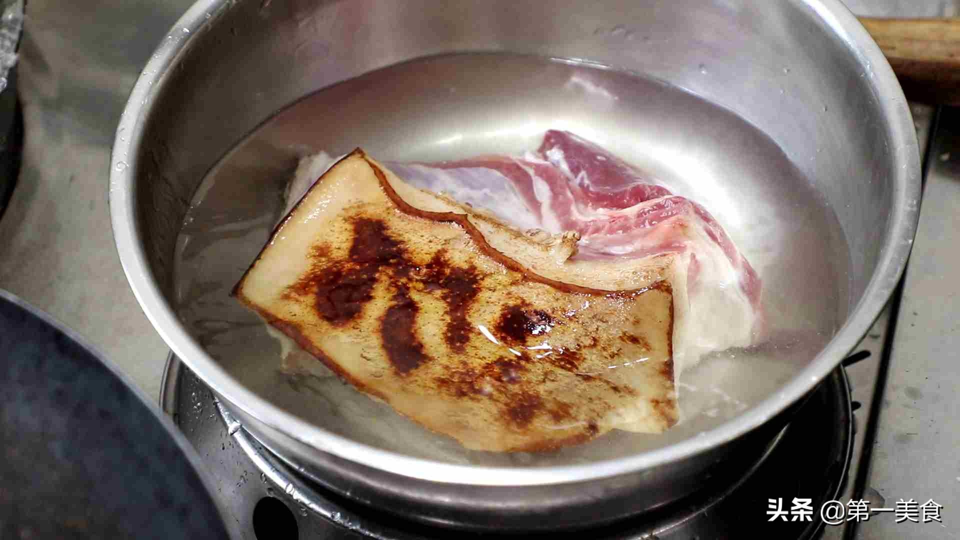 红烧肉最正宗的做法大厨一步教你,红烧肉最好的正确做法