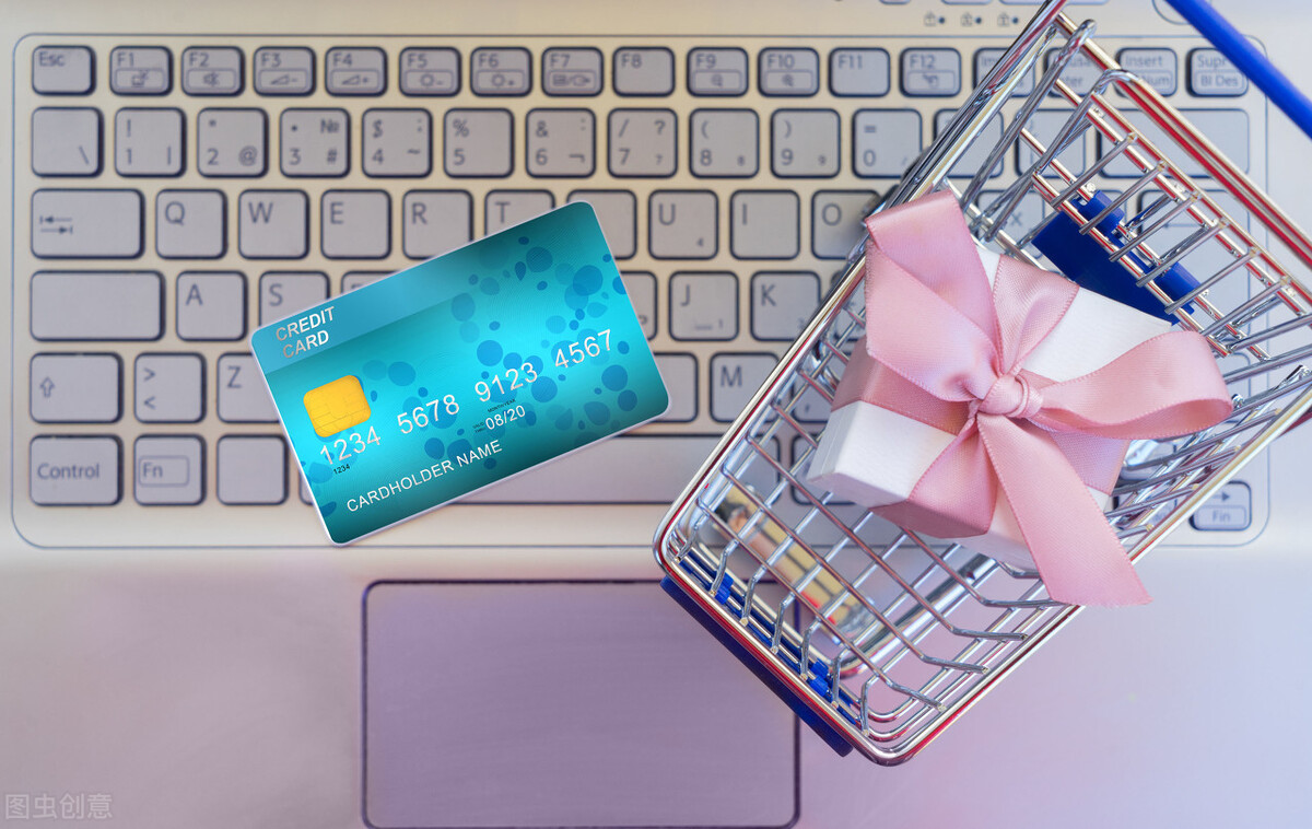 比白茶浓一点的绿茶,比绿茶还要低级的茶叶