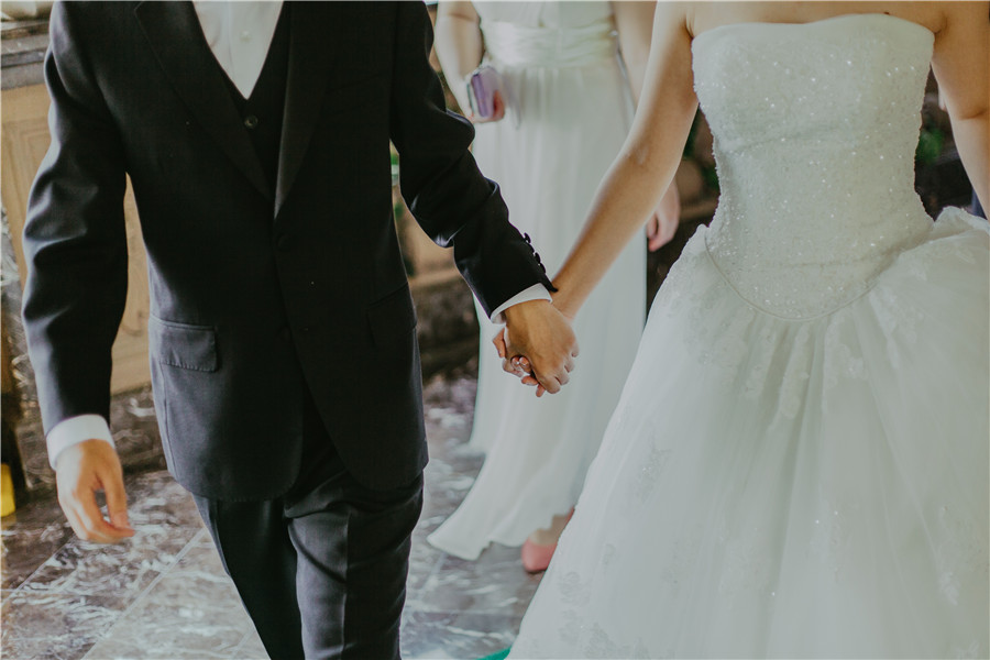 结婚份子钱微信转账合适吗,同学结婚份子钱给多少合适