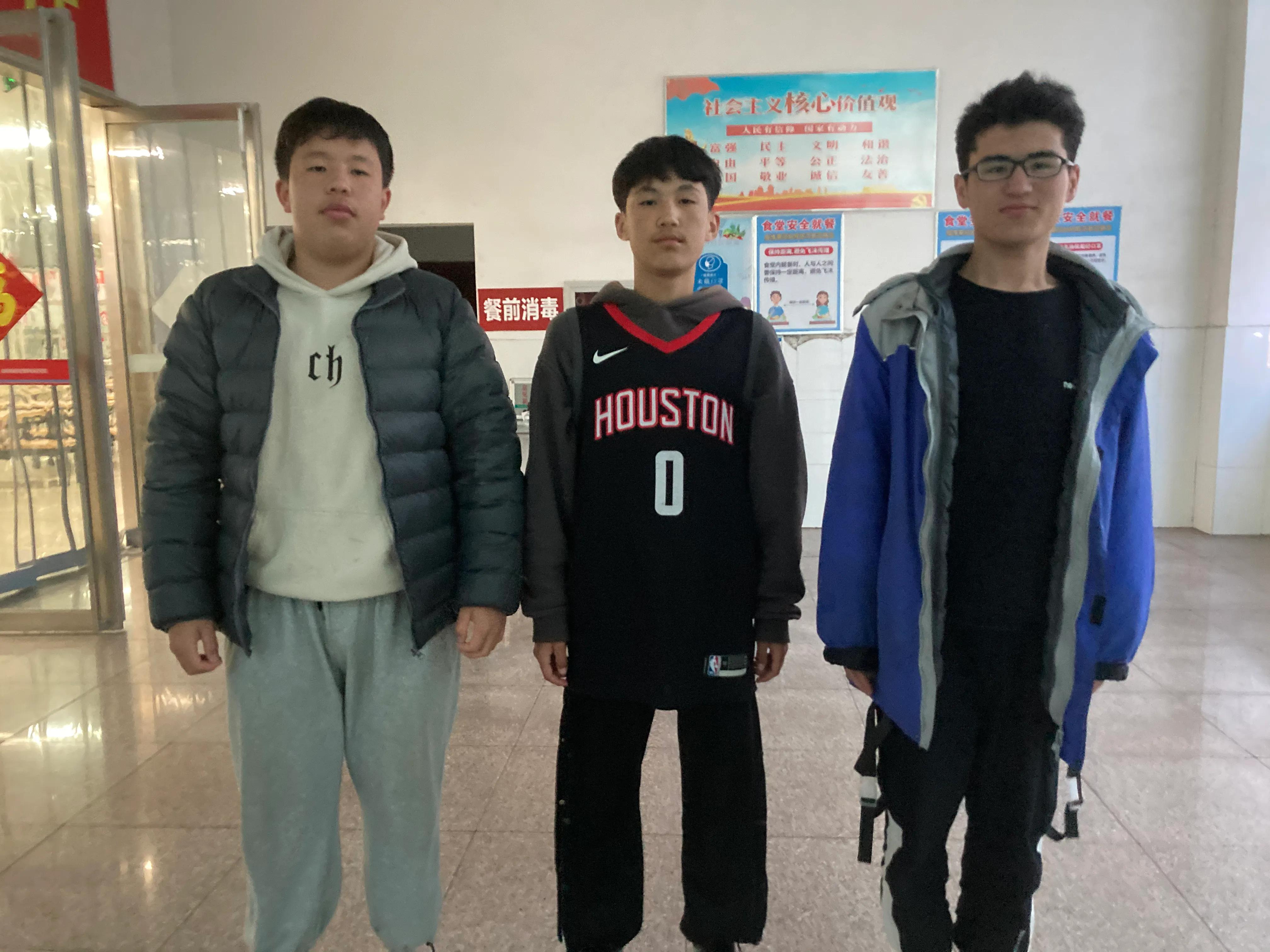 No.215,03-21课表安排头尾自习周日下午调座休息