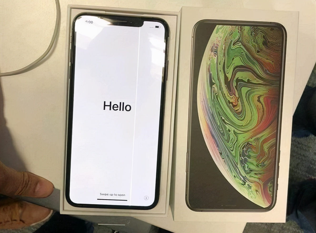 iphone13背面高清图黑,iphone13照片马赛克