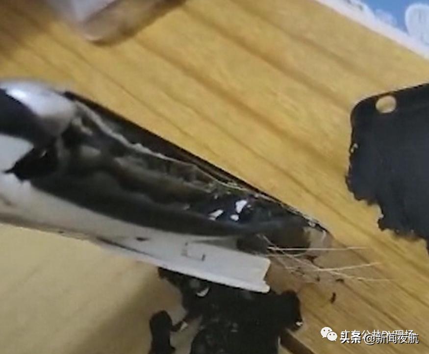 手机充电位置发烫有烧焦会爆炸吗,手机充电时突然起火怎么办