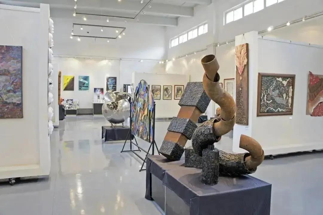 北京国际艺术学院,深圳国际艺术学校