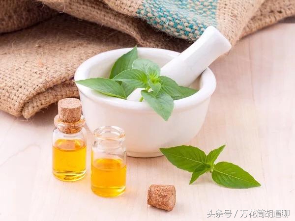 怎么有效祛除背痘,背部痘怎么快速消除小妙招