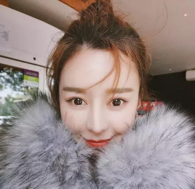 9支最好看的节日红，显白不挑皮还能hold住所有场合