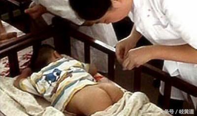 宝宝夜间哭闹不止还伴有肛门瘙痒，或是1种寄生虫在作怪