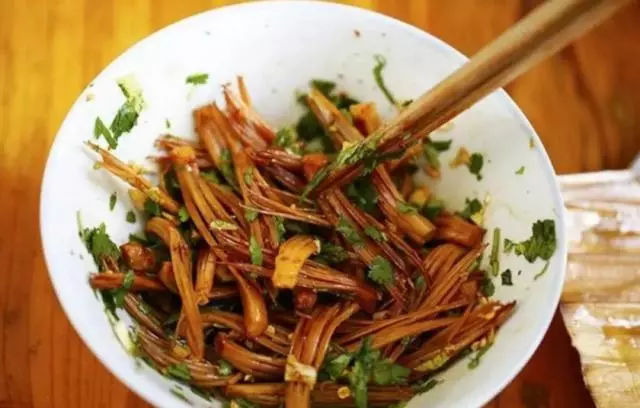 湿气变重怎么办,湿气重身体又上火怎么办