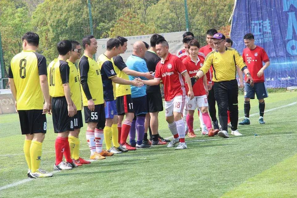 拜仁慕尼黑战长沙,拜仁5-1大胜柏林联合