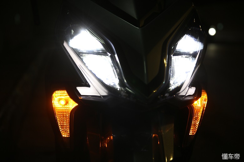 新大洲本田rx125裂行哪种颜色好看,新大洲本田裂行rx125和铃木uy125