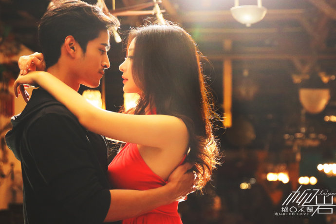 围城外，红颜、蓝颜，请慎行之！