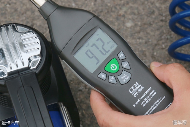 四缸气泵和单缸气泵有什么区别,单缸车载气泵